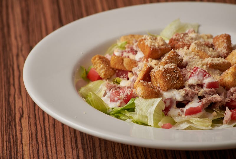 Papa Ginos Caesar salad with croutons
